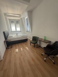 1 Zimmer 2 Personen - Gemeinschaftsküche - Gemeinschafts BAD WC - Leverkusen - 2