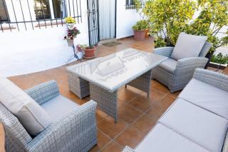 CYV - 2 family home with BBQ and pool - 3