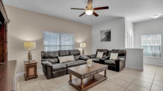 Last Minute Disney Getaway! Private Pool, Hot Tub & Games Room. Book Now! #58183 - Kissimmee - 6
