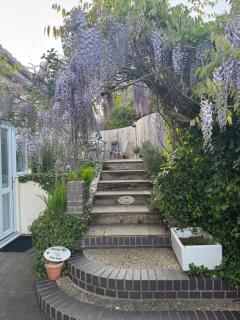 Rosemary House BRS Airport Accommodation - Bristol - 9