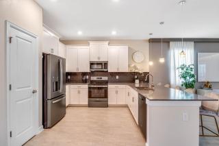 Last Minute Disney Getaway! Private Pool, Hot Tub & Games Room. Book Now! #66099 - Kissimmee - 2