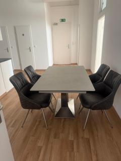 1 Zimmer - 2 Personen - Gemeinschaftsküche - Gemeinschafts BAD WC - Leverkusen - 1