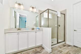 Beautiful Waterfront Cottage With Private Pool Near Disney With Margaritaville Resort Island H2O Access - 3024Ph - Orlando - 2