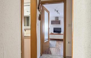 Cozy Home In Selce With Wifi - 4