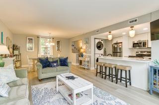 Walk to Beach Coligny Gem with Community Perks! - Hilton Head Island - 3