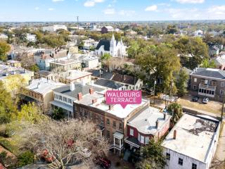 Waldburg Terrace - Savannah - 8