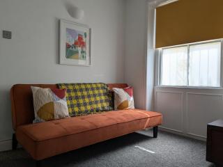 Eclectic Beach Basement - Brighton & Hove - 8
