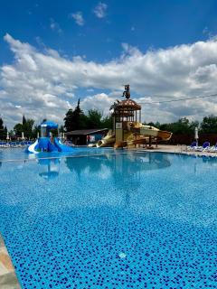 Комплекс Варвара - Хотел, Аквапарк и Минерлни басейни - Varvara - 9
