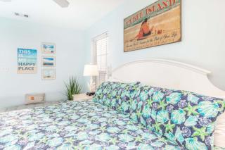 South Beach Ocean 4 - 5