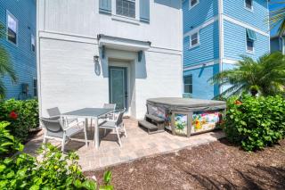 Nautical Cottage With Private Hot Tub Near Disney With Margaritaville Resort & Island H2O Access - 3044Sr - 0
