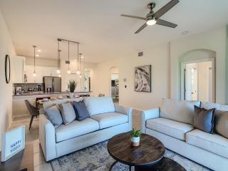 Last Minute Disney Getaway! Private Pool, Hot Tub & Games Room. Book Now! #88019 - Kissimmee - 0