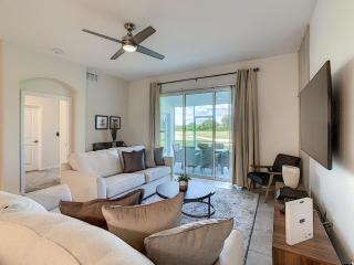 Last Minute Disney Getaway! Private Pool, Hot Tub & Games Room. Book Now! #88019 - Kissimmee - 5