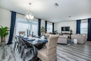 Last Minute Disney Getaway! Private Pool, Hot Tub & Games Room. Book Now! #16184 - Davenport - 3