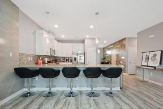 Last Minute Disney Getaway! Private Pool, Hot Tub & Games Room. Book Now! #21214 - Davenport - 4