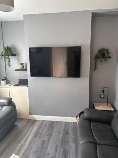 Caras Place , Falls Road - Belfast - 5