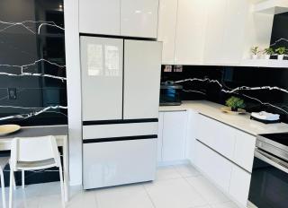 Charming-Modern-Renovated House - 6