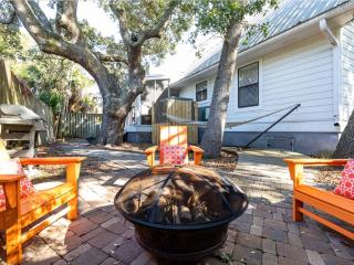 Live Oaks Cottage - Tybee Island - 2