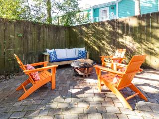 Live Oaks Cottage - Tybee Island - 1