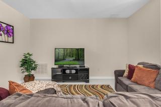 Last Minute Disney Getaway! Private Pool, Hot Tub & Games Room. Book Now! #65721 - Kissimmee - 5