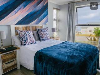 Refresh at 50 Whale Rock - Hermanus - 8