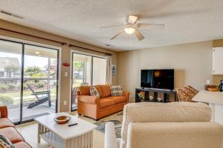 Emerald Isle Condo Near Beach with Screened Porch! - Emerald Isle - 8