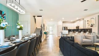 Last Minute Disney Getaway! Private Pool, Hot Tub & Games Room. Book Now! #87159 - Kissimmee - 3