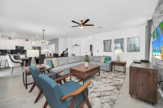Last Minute Disney Getaway! Private Pool, Hot Tub & Games Room. Book Now! #92373 - Davenport - 4