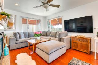 Walk to Ocean Manhattan Beach Home with Deck - Manhattan Beach - 8
