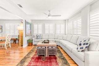 Colonels Retreat - 1