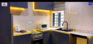 Shabby Luxury Apartment - Lagos - 4