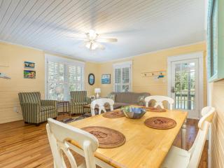 Chimney Pot Cottage - Tybee Island - 1