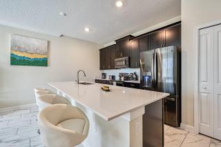 Last Minute Disney Getaway! Private Pool, Hot Tub & Games Room. Book Now! #46733 - Kissimmee - 4