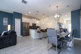 Last Minute Disney Getaway! Private Pool, Hot Tub & Games Room. Book Now! #91277 - Kissimmee - 5