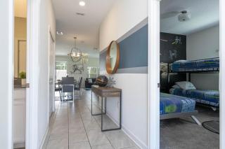 Last Minute Disney Getaway! Private Pool, Hot Tub & Games Room. Book Now! #91277 - Kissimmee - 2