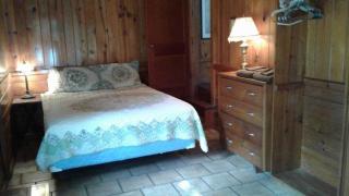 Five Points Lake Hamilton Cabin 5 - 8