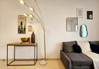 Phaedrus Living: City Centre Luxury Flat Esperidon 201 - 5