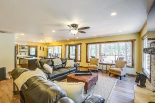 Black Hills Vacation Lodge Deck and Fire Pit! - Newcastle - 6