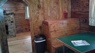 Five Points Lake Hamilton Cabin A - 4