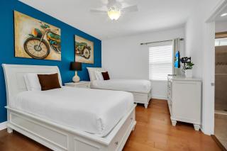 Last Minute Disney Getaway! Private Pool, Hot Tub & Games Room. Book Now! #93699 - Kissimmee - 6