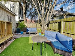 Barnard Row House - Savannah - 6