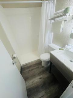 Studios & Suites 4 Less Virginia Beach - Virginia Beach - 3