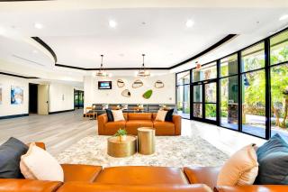 2BR Condo with shared Pool & Hot Tub, near Disney! - Orlando - 1
