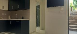 Suite V - 4