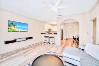 2BR Condo with shared Pool & Hot Tub, near Disney! - Orlando - 3