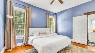 Charming 100-year-old duplex in Historic District - 3