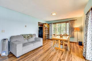 Less Than 1 Mi to State Park Trumansburg Cottage with Deck! - Trumansburg - 5