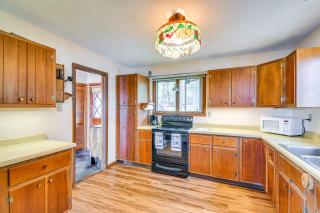 Less Than 1 Mi to State Park Trumansburg Cottage with Deck! - Trumansburg - 3