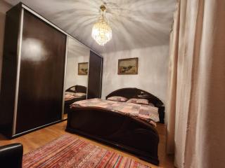 2 bedrooms apart in Cismigiu area - the real center of the city - 1