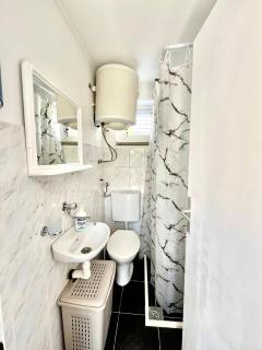 Holiday house by the sea - Bijela - 6
