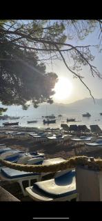 Holiday house by the sea - Bijela - 0